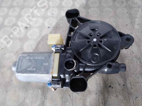 Rudehejsemotor forskærm højre SEAT LEON (5F1) [2012-2021]  26476351