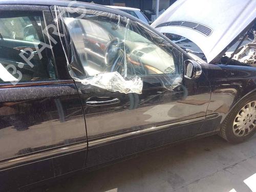 Used Right front door MERCEDES-BENZ E-CLASS (W211) E 240 (211.061) (177 hp) 28463202