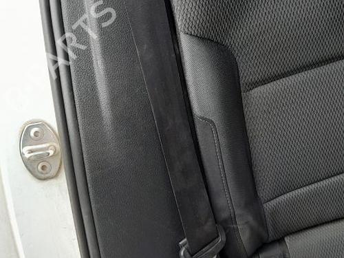 Used Rear right seatbelt Rear right seatbelt 33243012 33243012