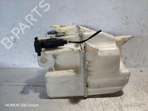 windscreen-washer-tank-land-rover-freelander-2-l359-2006-2007-2008-2009-2010-2011-2012-2013-2014-2015-32724204 main image