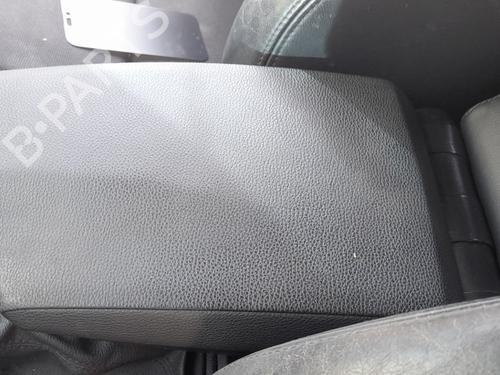 Armlene BMW 1 (E87) 118 d (143 hp) 33049010