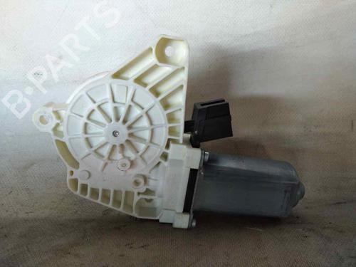 Used Left front window motor MERCEDES-BENZ A-CLASS (W169) A 180 CDI (169.007, 169.307) (109 hp) 26477096
