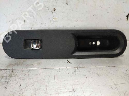 right-front-window-switch-mini-mini-countryman-f60-2016-33020034 main image