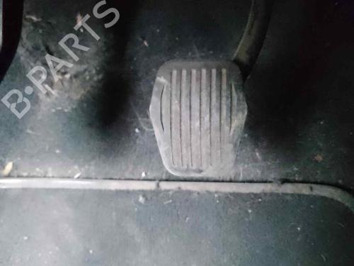 Used Break pedal VOLVO V40 Hatchback (525) D2 (114 hp) 28466182