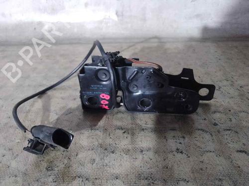 Used Hood lock AUDI A3 (8P1) 1.9 TDI (105 hp) 26471726