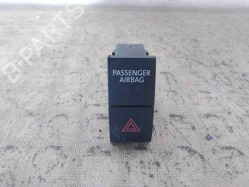 Used Warning switch SEAT TOLEDO IV (KG3) 1.0 TSI (110 hp) 26471391