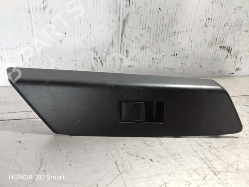 right-rear-window-switch-toyota-rav-4-v-_a5_-_h5_-2018-36275546 main image