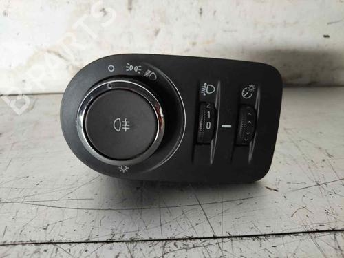 Used Headlight switch Headlight switch OPEL CORSA E (X15) 1.3 CDTI (08, 68) (75 hp) 33817430 33817430