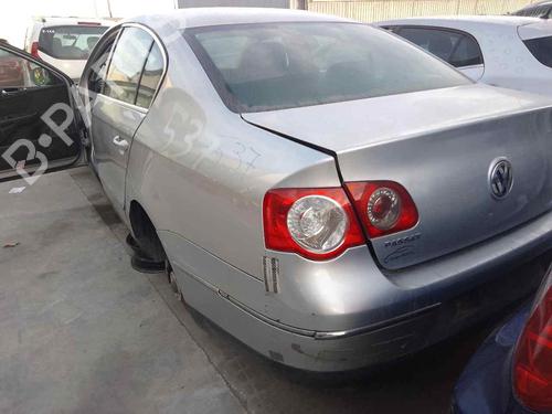Used Fuse box VW PASSAT B6 (3C2) [2005-2011]  28458807