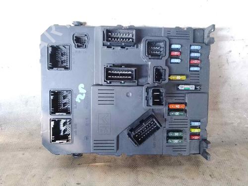 Used Fuse box PEUGEOT 206+ (2L_, 2M_) 1.4 HDi eco 70 (68 hp) 26479101