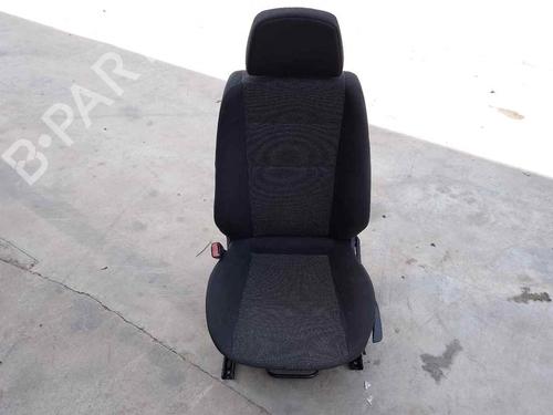 Used Right front seat OPEL ASTRA H (A04) 1.9 CDTI (L48) (120 hp) 26479522