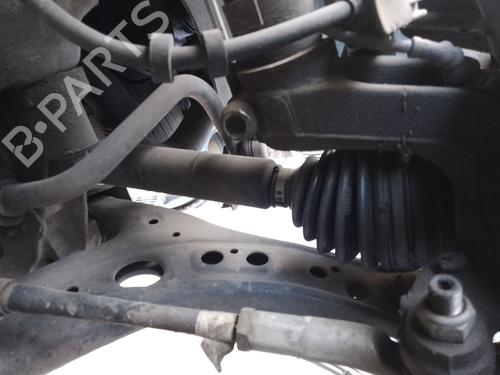 Używane Półoś przednia prawa VW POLO IV (9N_, 9A_) [2001-2014]  30775251