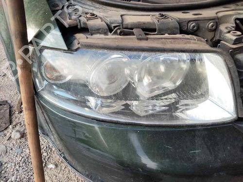 Used Right headlight AUDI A4 B6 Avant (8E5) 3.0 (220 hp) 32084487