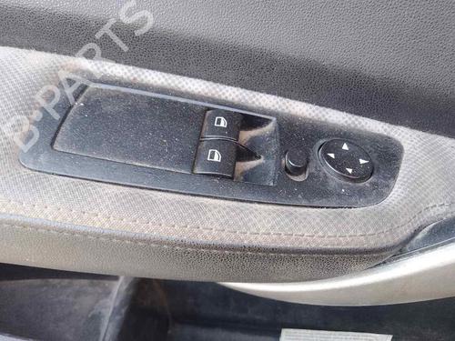 Interrupteur de vitre avant gauche BMW 1 (E87) 118 d (122 hp) 28455432