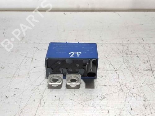 Used Fuse box MERCEDES-BENZ A-CLASS (W176) A 200 CDI / d (176.008) (136 hp) 31995221