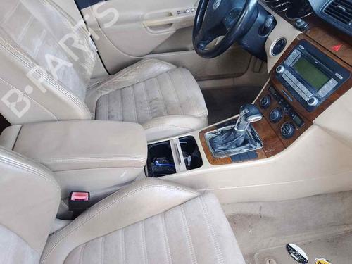 Used Armrest / Center console VW PASSAT B6 Variant (3C5) [2005-2011]  28464213