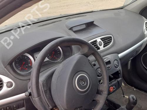 Dashboard RENAULT CLIO III (BR0/1, CR0/1) [2005-2014]  33037190