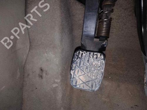 Used Clutch pedal MERCEDES-BENZ B-CLASS Sports Tourer (W245) [2005-2011]  28467888
