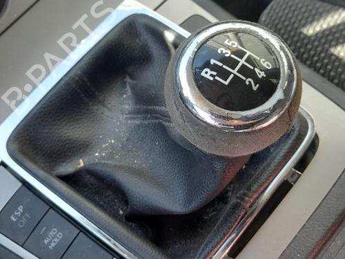 Used Gear lever VW PASSAT B6 Variant (3C5) [2005-2011]  32452982