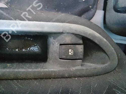 Used Right rear window switch RENAULT LAGUNA II Grandtour (KG0/1_) [2001-2007]  28456181