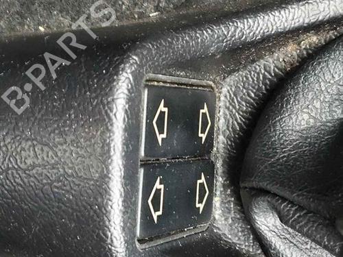 Fensterheberschalter links vorne für CITROËN SAXO (S0, S1) 1.1 X, SX (60 hp) 29511145