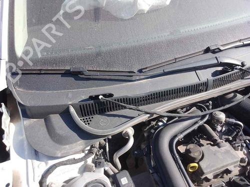Used Front windshield wiper arm VW POLO VI (AW1, BZ1, AE1) 1.0 TSI (95 hp) 28469672