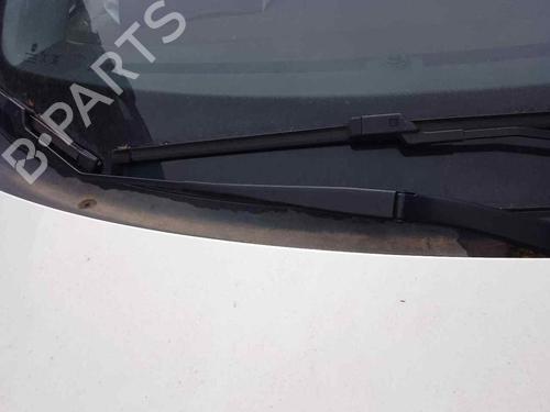 Used Front windshield wiper arm FIAT 500X (334_) [2014-2025]  28465962