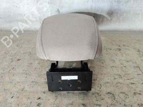 Armrest / Center console KIA SPORTAGE II (JE_, KM_) 2.0 CRDi | BP29944627I20