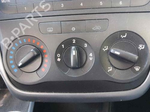 AC Styreenhet / Manøvreringsenhet FIAT PUNTO EVO (199_) 1.3 D Multijet (199AXC1A, 199BXC1A, 199AXT1A, 199BXT1A) (75 hp) 28469172