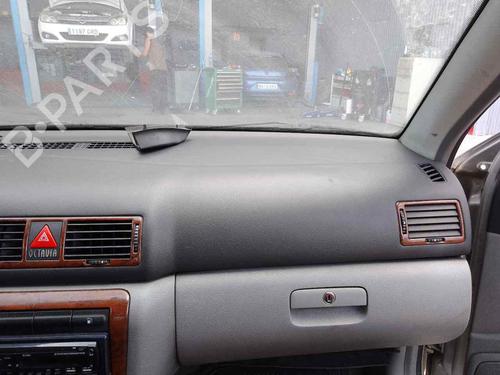 Used Dashboard SKODA OCTAVIA I (1U2) 1.9 TDI (90 hp) 28454555