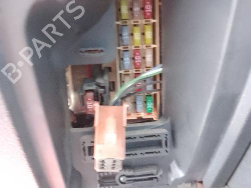 Used Fuse box Fuse box 36869111 36869111
