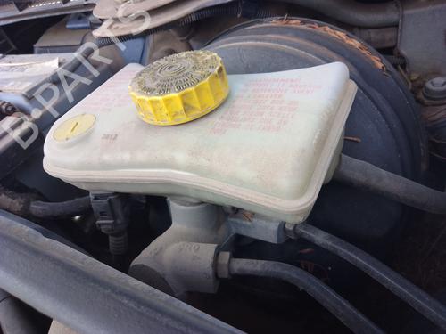 brake-master-cylinder-audi-a4-b6-8e2-2000-2001-2002-2003-2004-2005-36436617 main image