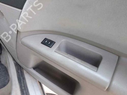 Used Right rear window switch FORD MONDEO III Saloon (B4Y) 2.0 16V TDDi / TDCi (115 hp) 28470048