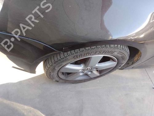 Used Left front driveshaft VW GOLF V (1K1) [2003-2010]  28464728
