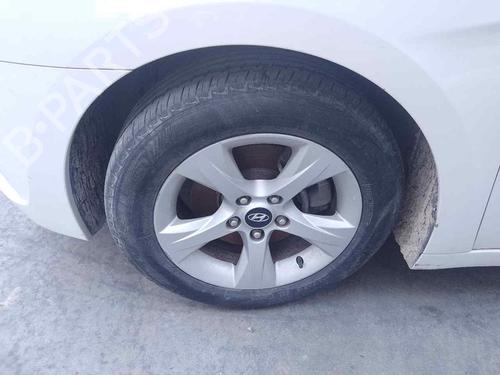 Used Left front shock absorber HYUNDAI i40 I (VF) 1.7 CRDi (116 hp) 28460795