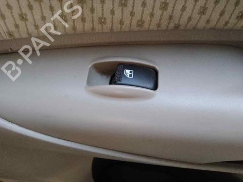 Used Right rear window switch HYUNDAI TUCSON (JM) 2.0 All-wheel Drive (141 hp) 28455771