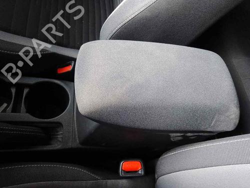 Used Armrest / Center console TOYOTA AURIS (_E18_) [2012-2019]  28461249