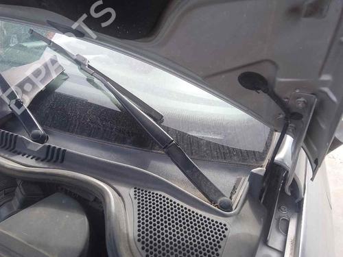 Used Front windshield wiper arm SEAT IBIZA IV (6J5, 6P1) [2008-2017]  28460040