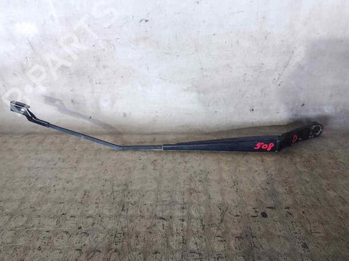 Used Front windshield wiper arm NISSAN PULSAR Hatchback (C13) [2014-2025]  26471422