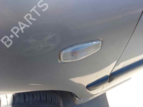 Used Left front indicator MITSUBISHI CARISMA (DA_) 1.9 DI-D (DA5A) (115 hp) 28455266