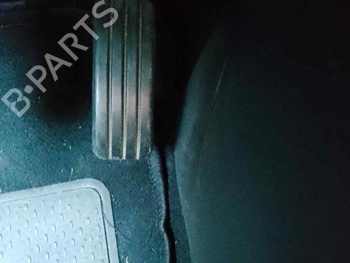Used Pedal RENAULT CLIO III (BR0/1, CR0/1) 1.5 dCi (BR17, CR17) (86 hp) 28463984