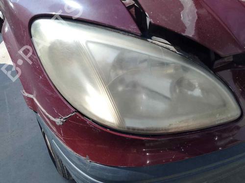 Used Right headlight MERCEDES-BENZ VITO Bus (W639) 111 CDI (639.701, 639.703, 639.705) (109 hp) 28467662