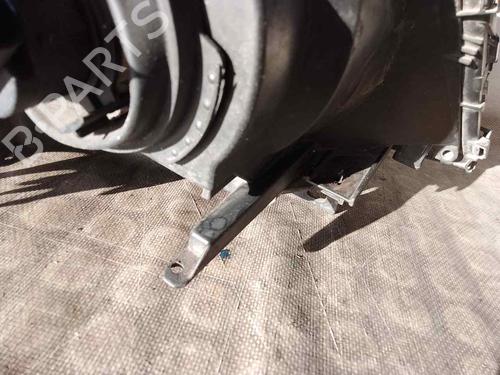 Left headlight BMW 3 (E46) 320 d | BP26477643C28 