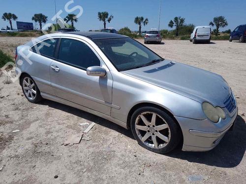 hood-lock-mercedes-benz-c-class-coupe-cl203-2001-2002-2003-2004-2005-2006-2007-2008-2009-2010-2011-32143938 main image