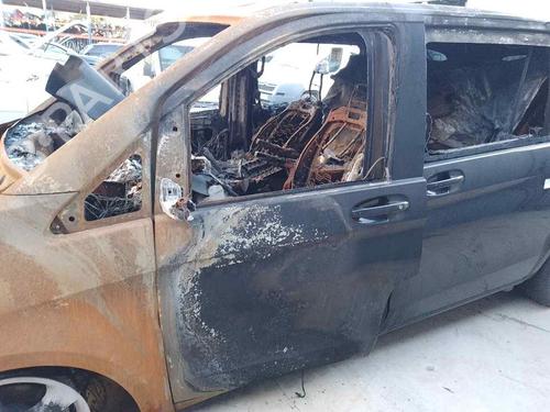 Used Left front door MERCEDES-BENZ V-CLASS (W447) [2014-2025]  29530404