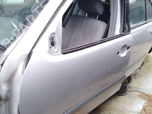 Used Left front door MERCEDES-BENZ E-CLASS (W210) E 220 CDI (210.006) (143 hp) 32111955