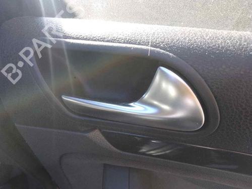 Used Rear right interior door handle VW GOLF V (1K1) [2003-2010]  28464789