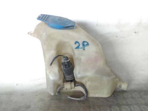 Used Windscreen washer tank VW POLO III (6N1) 60 1.4 (60 hp) 26467315