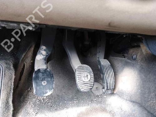 Used Clutch pedal ALFA ROMEO 147 (937_) 1.6 16V T.SPARK ECO (937.AXA1A, 937.BXA1A) (105 hp) 28459864