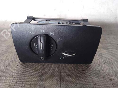 Used Headlight switch FORD MONDEO III Saloon (B4Y) 2.0 16V TDDi / TDCi (115 hp) 26472015